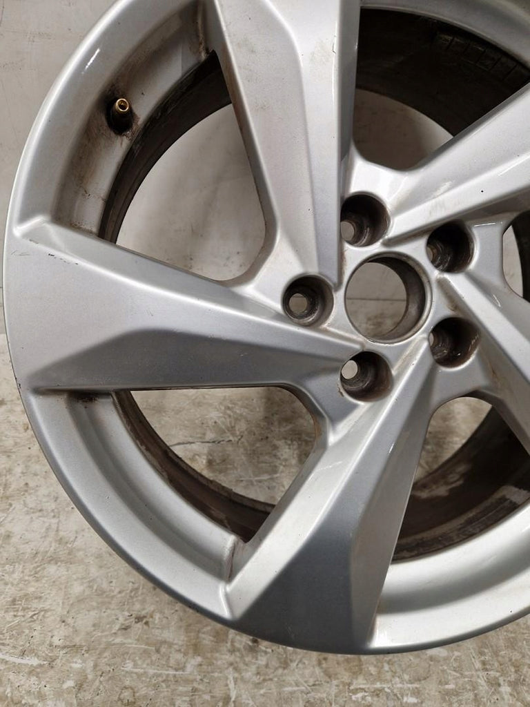 1x Alufelge 18 Zoll 7.0" 5x112 43ET 83A601025H Audi Q3 Rim Wheel FEL9451319430qm