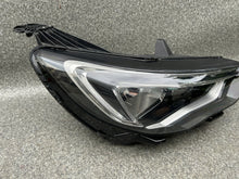 Laden Sie das Bild in den Galerie-Viewer, Frontscheinwerfer Opel Grandland X YP00015580 Rechts Scheinwerfer Headlight SCH8126930339tb
