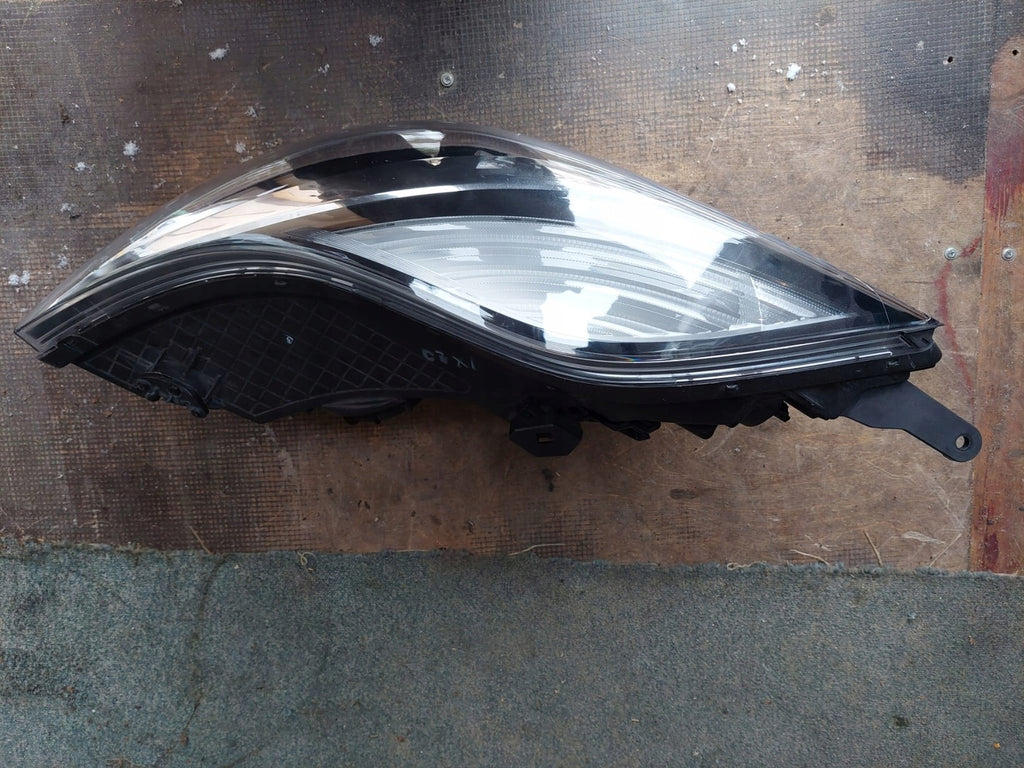 Frontscheinwerfer Hyundai Ix20 92102-1K Rechts Scheinwerfer Headlight