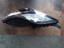 Laden Sie das Bild in den Galerie-Viewer, Frontscheinwerfer Hyundai Ix20 92102-1K Rechts Scheinwerfer Headlight