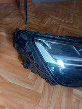 Laden Sie das Bild in den Galerie-Viewer, Frontscheinwerfer Audi Q8 4M8941034 Vorderseite Scheinwerfer Headlight