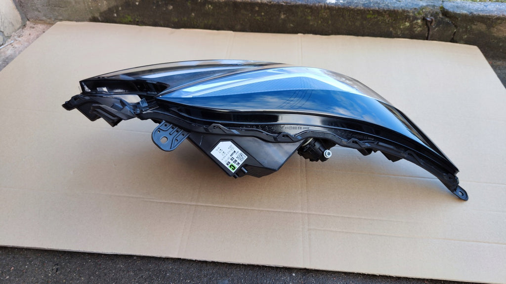 Frontscheinwerfer Toyota Aygo X 81110-0H260 LED Rechts Scheinwerfer Headlight SCH4552976544xr