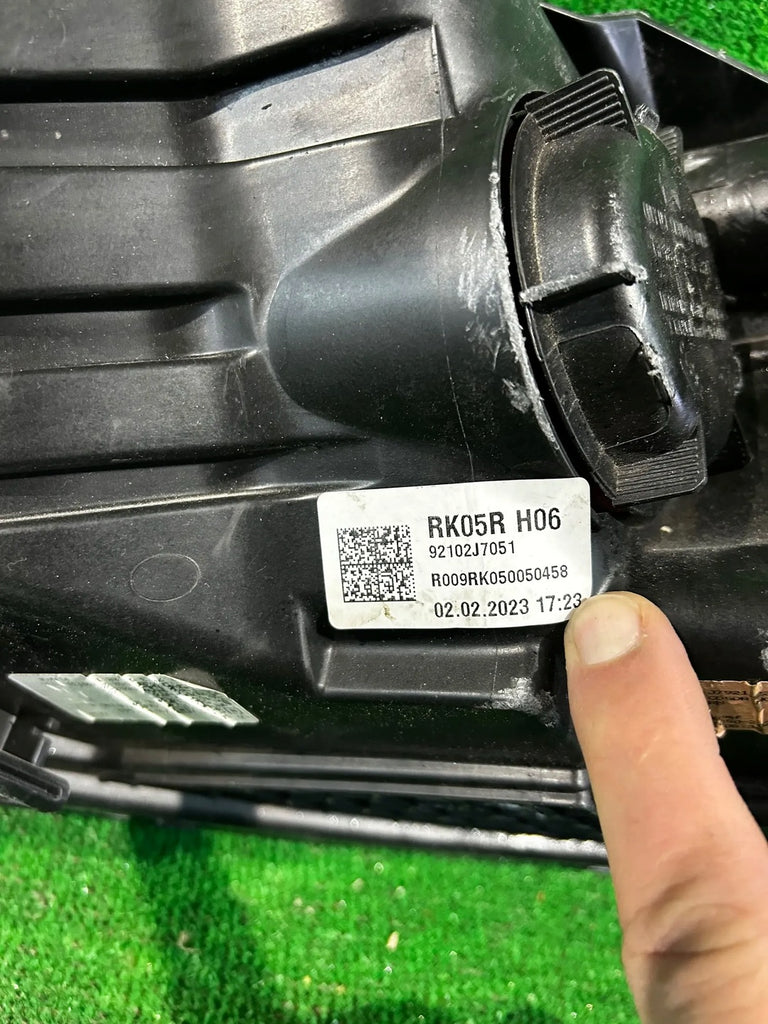 Frontscheinwerfer Kia Ceed 92102J7051 Rechts Scheinwerfer Headlight