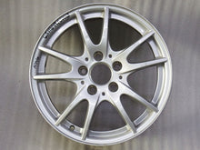 Laden Sie das Bild in den Galerie-Viewer, 1x Alufelge 16 Zoll 6.5" 5x112 49ET Glanz Silber A2464011302 Mercedes-Benz W246 FEL1172910429sk