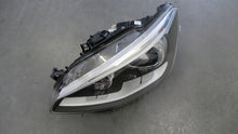 Laden Sie das Bild in den Galerie-Viewer, Frontscheinwerfer BMW F21 F20 7229679-11 Xenon Links Scheinwerfer Headlight SCH1468075649qp