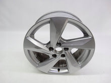 Laden Sie das Bild in den Galerie-Viewer, 1x Alufelge 18 Zoll 7.0" 5x112 43ET Glanz Silber 83A601025H Audi Q3 Rim Wheel FEL6439279543ie