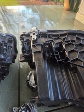 Laden Sie das Bild in den Galerie-Viewer, Frontscheinwerfer BMW X3 G01 G02 8739653 8739654 LED Rechts oder Links SCH1281019559ox
