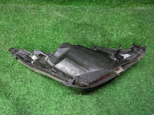 Laden Sie das Bild in den Galerie-Viewer, Frontscheinwerfer Toyota Aygo CSC29232 Links Scheinwerfer Headlight SCH4702060830pg