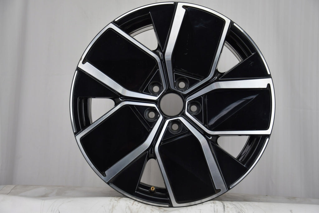 1x Alufelge 18 Zoll 7.5" 5x112 51ET Glanz 5H0601025BD VW Golf Viii Rim Wheel FEL2139471970jo