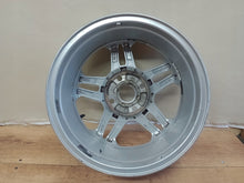 Laden Sie das Bild in den Galerie-Viewer, 1x Alufelge 15 Zoll 6.0&quot; 4x108 47 5ET Glanz Silber C1BC-1007-BB Ford Rim Wheel