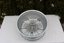 Load image into Gallery viewer, 1x Alufelge 19 Zoll 8.5&quot; 5x112 4KE601025Q Audi E-Tron Rim Wheel