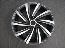 Laden Sie das Bild in den Galerie-Viewer, 1x Alufelge 18 Zoll 7.5&quot; 5x112 48ET Glanz Graphit 5E3601025AG Skoda Octavia