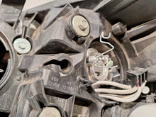Load image into Gallery viewer, Frontscheinwerfer Citroën C-Crosser AVN9565 Xenon Rechts Scheinwerfer Headlight