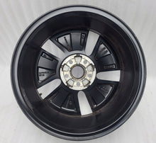 Laden Sie das Bild in den Galerie-Viewer, 1x Alufelge 16 Zoll 6.0" 5x100 35ET Glanz Schwarz 2GM601025AB VW T-Cross FEL6287496191id