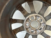 Laden Sie das Bild in den Galerie-Viewer, 1x Alufelge 15 Zoll Toyota Corolla Rim Wheel FEL6898768188yw
