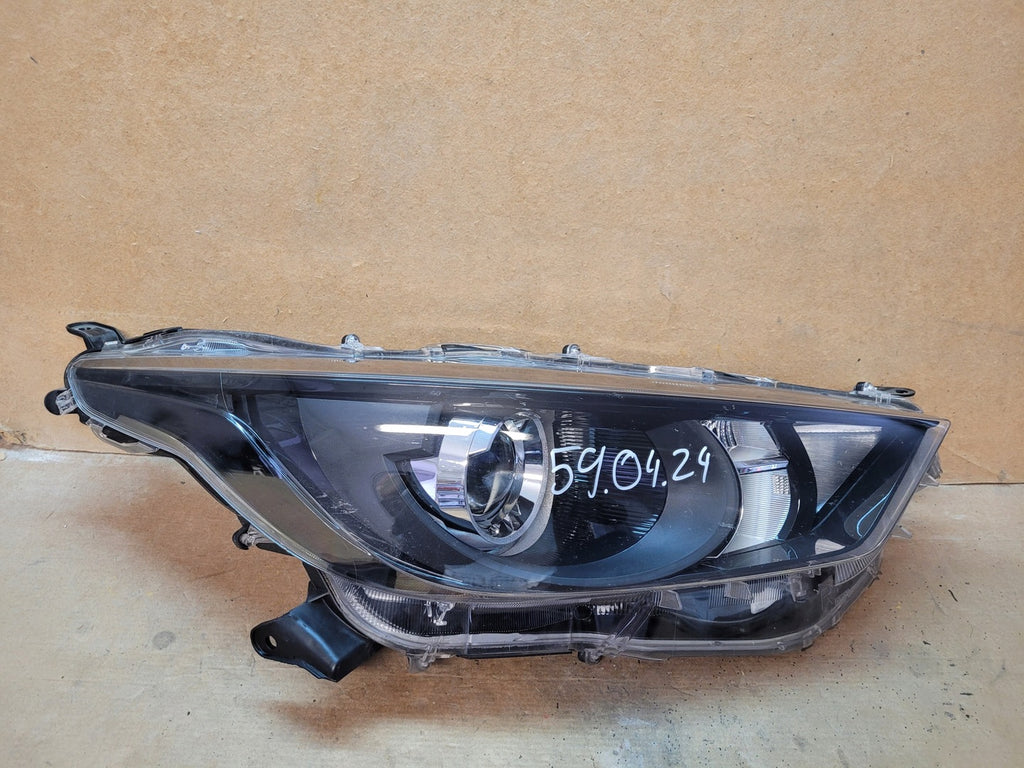 Frontscheinwerfer Toyota Yaris Rechts Scheinwerfer Headlight