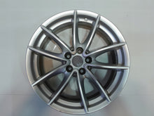 Laden Sie das Bild in den Galerie-Viewer, 1x Alufelge 18 Zoll 7.0" 5x112 22ET Glanz 6880047 BMW Rim Wheel FEL6134052797qv