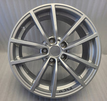 Load image into Gallery viewer, 1x Alufelge 17 Zoll 7.5" 5x112 30ET 6883520 BMW 3 G21 G20 Rim Wheel FEL1549755681qu
