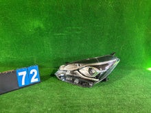 Load image into Gallery viewer, Frontscheinwerfer Toyota Yaris Links Scheinwerfer Headlight