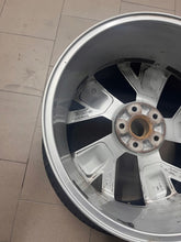 Laden Sie das Bild in den Galerie-Viewer, 1x Alufelge 19 Zoll 7.0" 5x112 43ET 565601025BF Skoda Superb Kodiaq Rim Wheel FEL7927071109ol