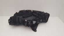 Laden Sie das Bild in den Galerie-Viewer, Frontscheinwerfer BMW Active Tourer U06 5A42248-08 LED Links Headlight SCH8928818735gu