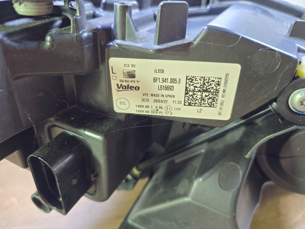 Frontscheinwerfer Seat Ibiza I V 6F1941005E LED Ein Stück (Rechts oder Links)