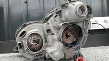Load image into Gallery viewer, Frontscheinwerfer Mercedes-Benz W203 0301166272 Rechts Scheinwerfer Headlight SCH7642649625hs