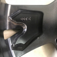 Laden Sie das Bild in den Galerie-Viewer, 1x Alufelge 18 Zoll 7.0&quot; 5x114.3 50ET 1305-3 Toyota X Rim Wheel