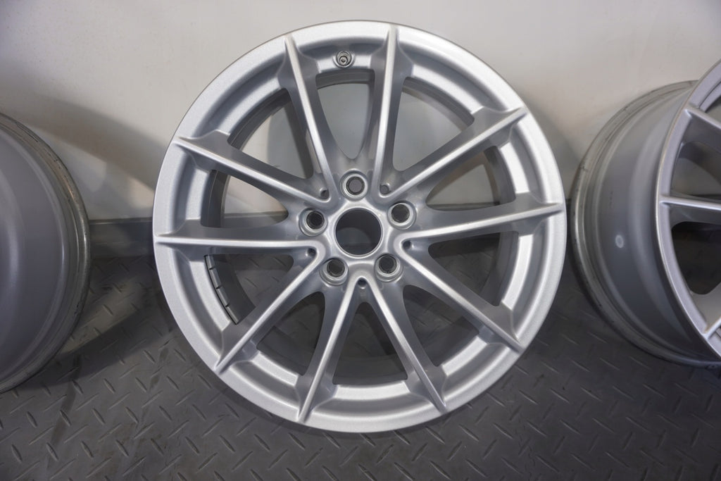 1x Alufelge 17 Zoll 7.5" 5x112 27ET Glanz Silber 6868217 BMW G11 G12 Rim Wheel FEL5280131168qc