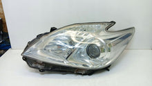 Laden Sie das Bild in den Galerie-Viewer, Frontscheinwerfer Toyota Prius Links Scheinwerfer Headlight SCH5478510058kl