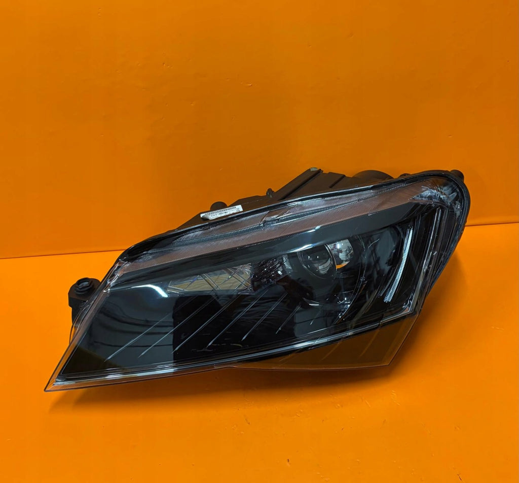 Frontscheinwerfer Skoda Superb III 3V1941015A 3V1941015A3V1941015 Xenon Links SCH1901243770px