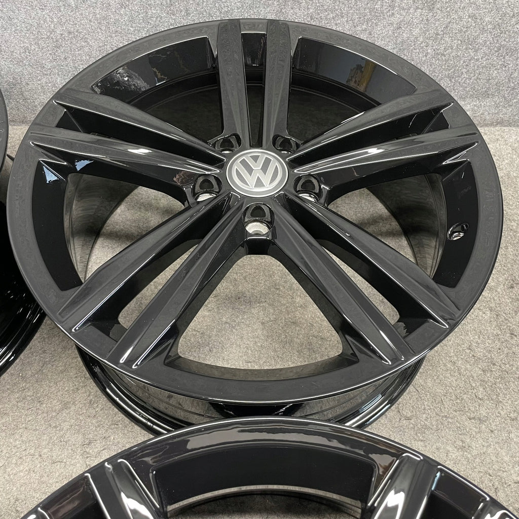 4x Alufelge 18 Zoll 7.5" 5x112 51ET 5G0601025DC VW Golf Vii Rim Wheel