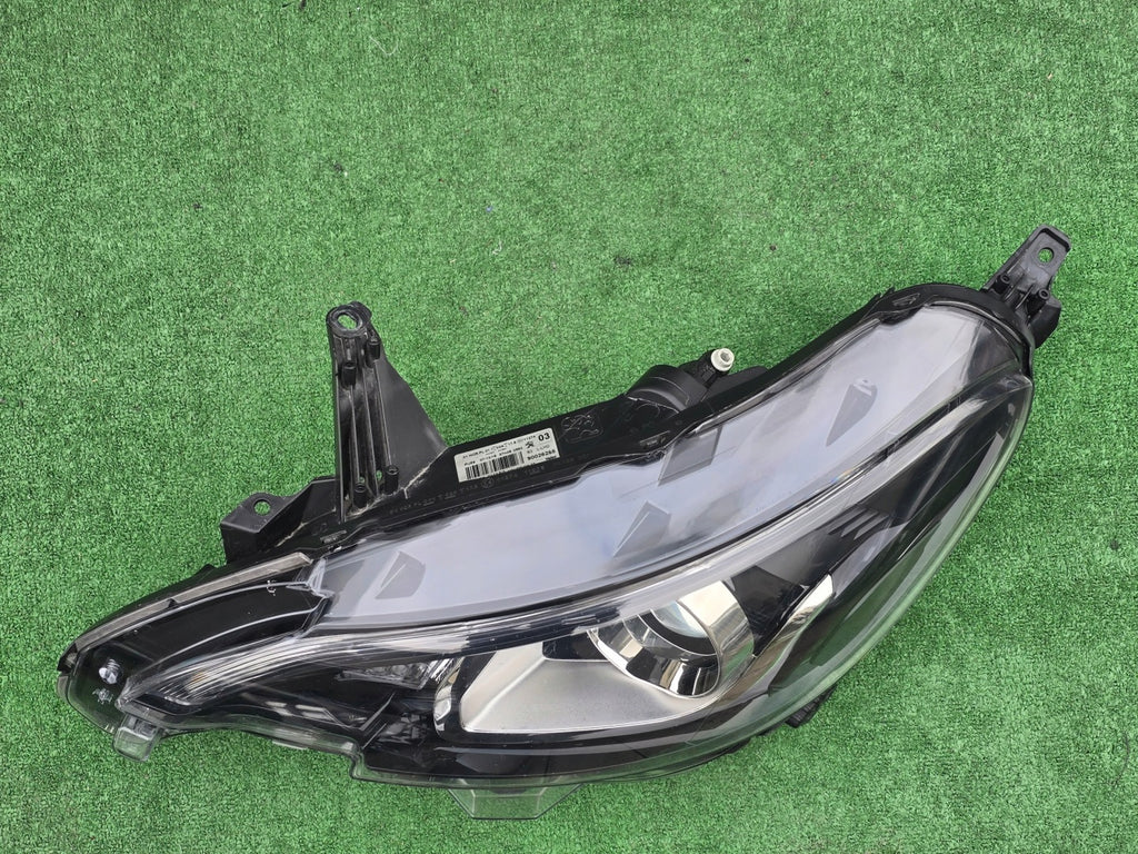 Frontscheinwerfer Peugeot 108 90026268 Links Scheinwerfer Headlight SCH6494057042uu