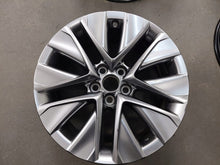 Load image into Gallery viewer, 1x Alufelge 19 Zoll 8.0" 5x114.3 35ET Toyota Rim Wheel FEL7665751691tg