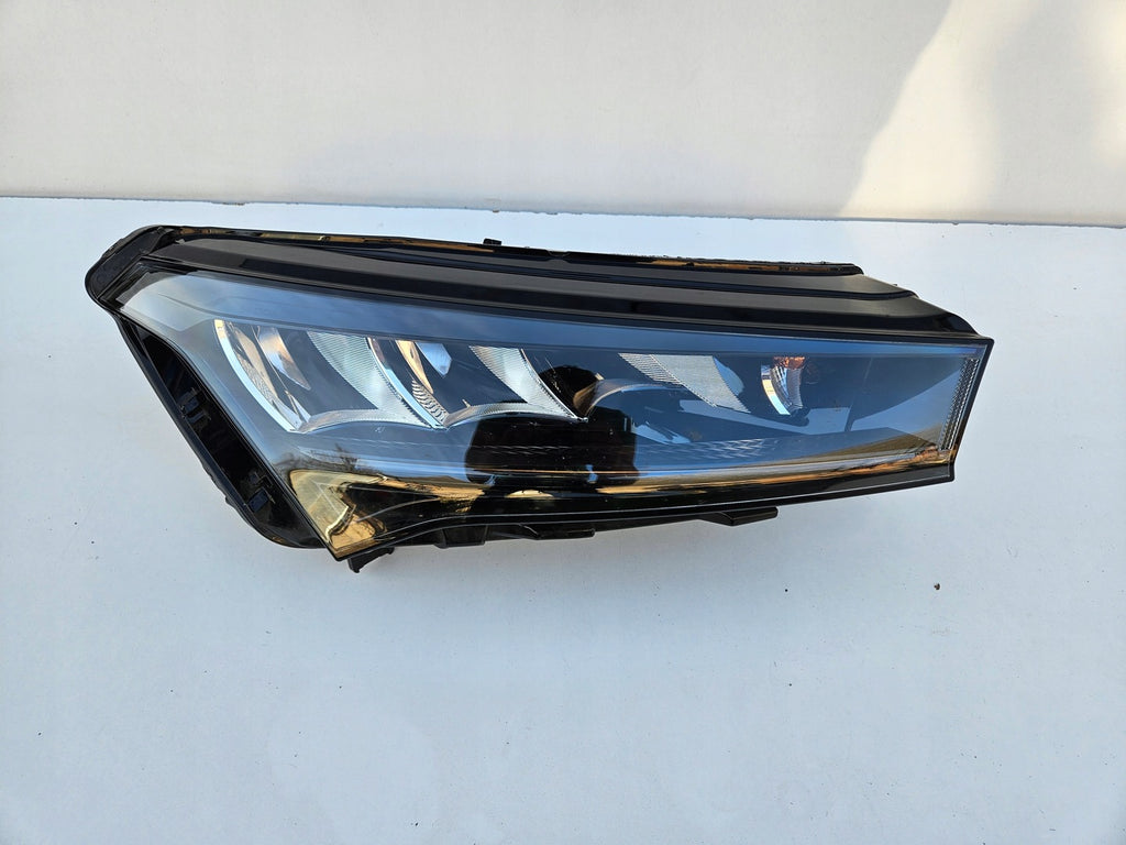 Frontscheinwerfer Skoda Enyaq IV 5LB941016 LED Rechts Scheinwerfer Headlight