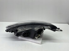 Load image into Gallery viewer, Frontscheinwerfer Hyundai I10 92102B9300 Rechts Scheinwerfer Headlight SCH5261580025fq