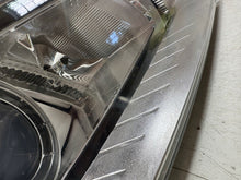 Laden Sie das Bild in den Galerie-Viewer, Frontscheinwerfer Volvo V70 S80 31214348 Xenon Rechts Scheinwerfer Headlight