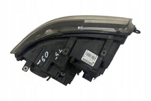 Laden Sie das Bild in den Galerie-Viewer, Frontscheinwerfer VW Transporter Caravelle 7E1941015S 03012532010 Links SCH5039144352ry