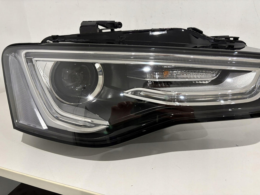 Frontscheinwerfer Audi A5 8T0941044G Xenon Rechts Scheinwerfer Headlight SCH9442396501hx