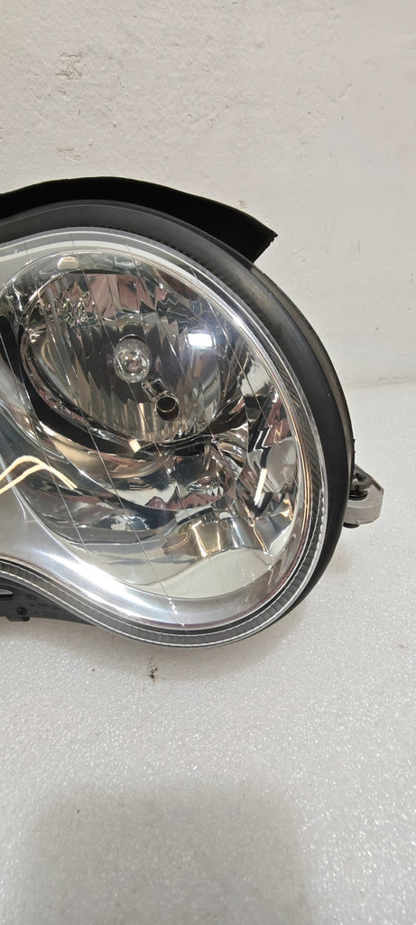 Frontscheinwerfer Mercedes-Benz W203 A2038203761 Xenon Rechts oder Links SCH3542880097id