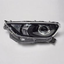 Load image into Gallery viewer, Frontscheinwerfer Toyota Yaris Links Scheinwerfer Headlight