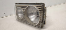Laden Sie das Bild in den Galerie-Viewer, Frontscheinwerfer Mercedes-Benz W123 117683 Links Scheinwerfer Headlight SCH2962870837wq