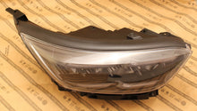 Laden Sie das Bild in den Galerie-Viewer, Frontscheinwerfer Kia Stonic LED Rechts Scheinwerfer Headlight