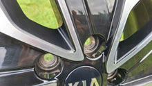 Load image into Gallery viewer, 1x Alufelge 16 Zoll 6.5" 5x114.3 50ET Glanz Schwarz 52910-CR100 Kia Ceed FEL3446576845ms