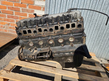 Laden Sie das Bild in den Galerie-Viewer, Motor Jeep Grand Cherokee Zj 4.0 251TKm 1992 Benzin Engine Unkomplett MOT8118750691sl