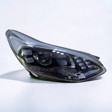 Laden Sie das Bild in den Galerie-Viewer, Frontscheinwerfer Kia Sportage IV F1921-52610 92102F1500 Rechts Headlight