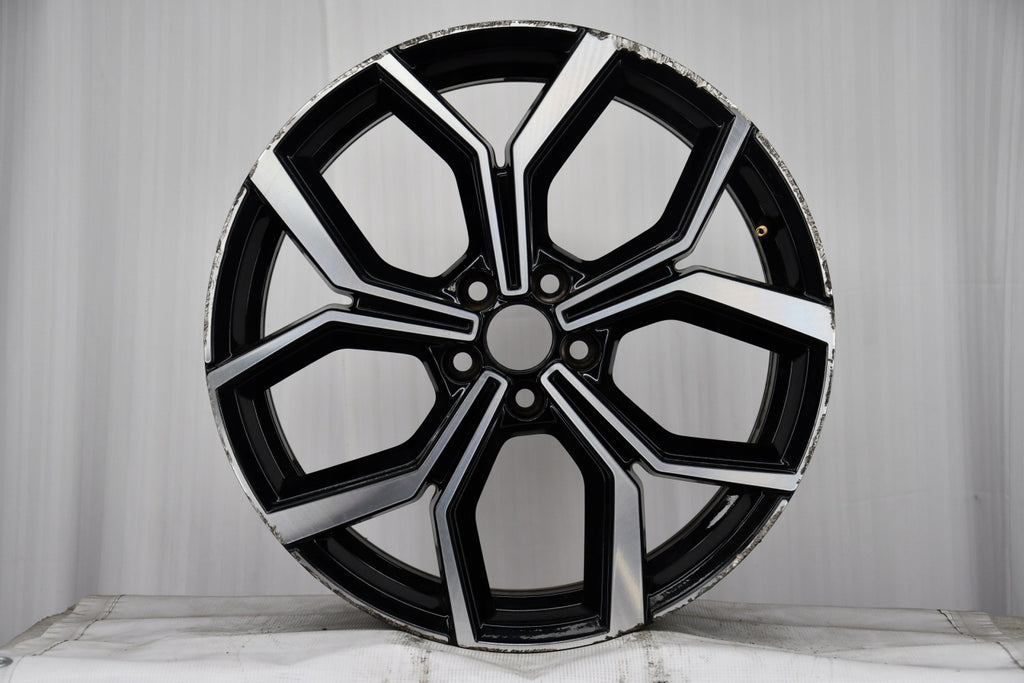 1x Alufelge 18 Zoll 7.5" 5x100 51ET Glanz Schwarz 2G0601025 VW Polo Rim Wheel FEL3019650439dp