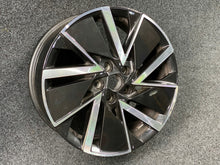 Load image into Gallery viewer, 1x Alufelge 18 Zoll 7.5&quot; 5x112 48ET 5E3601025AD Skoda Octavia Iv Rim Wheel