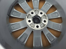 Laden Sie das Bild in den Galerie-Viewer, 1x Alufelge 15 Zoll 5.5&quot; 5x100 40ET Glanz Silber 6F0601025G Seat Ibiza Rim Wheel