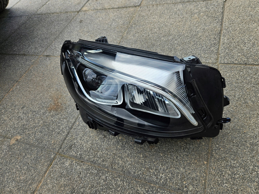 Frontscheinwerfer Mercedes-Benz Glc A2539065201 LED Rechts oder Links SCH6807221253ph